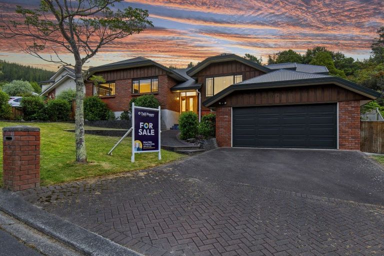 Photo of property in 6 Sylvan Way, Silverstream, Upper Hutt, 5019