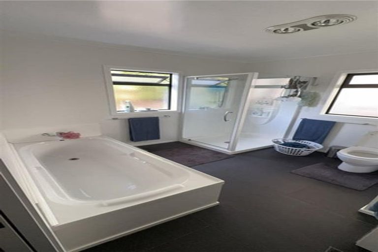 Photo of property in 11 Burke Street, Hospital Hill, Napier, 4110