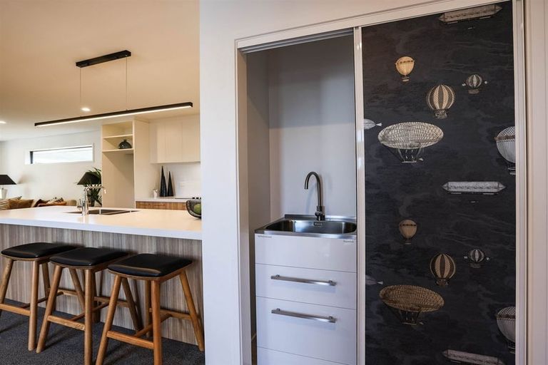 Photo of property in 2/14 Woodhouse Street, Linwood, Christchurch, 8062