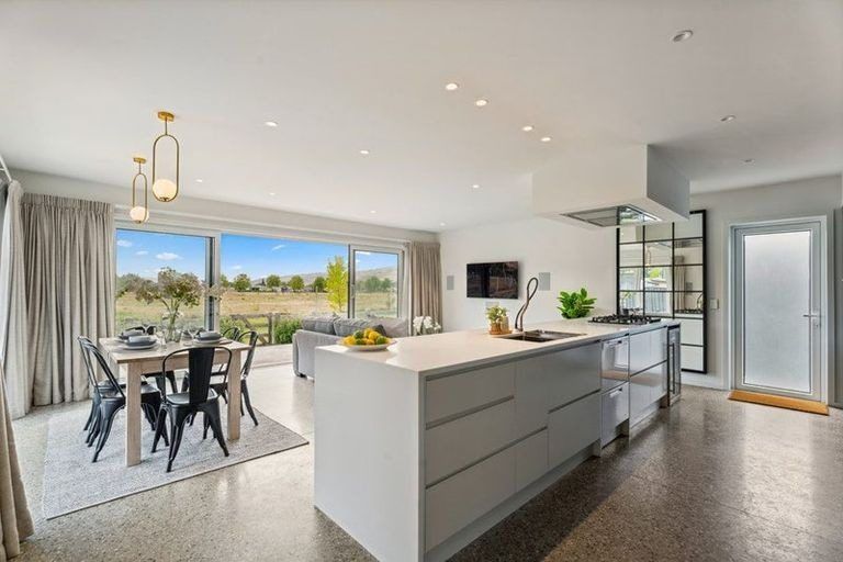 Photo of property in 13 Quigley Crescent, Cromwell, 9310