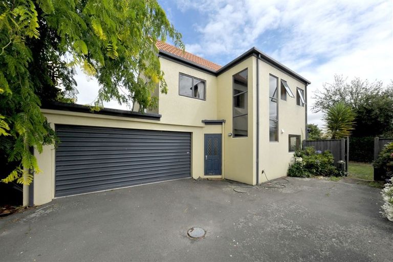 Photo of property in 55 Gresford Street, Edgeware, Christchurch, 8013