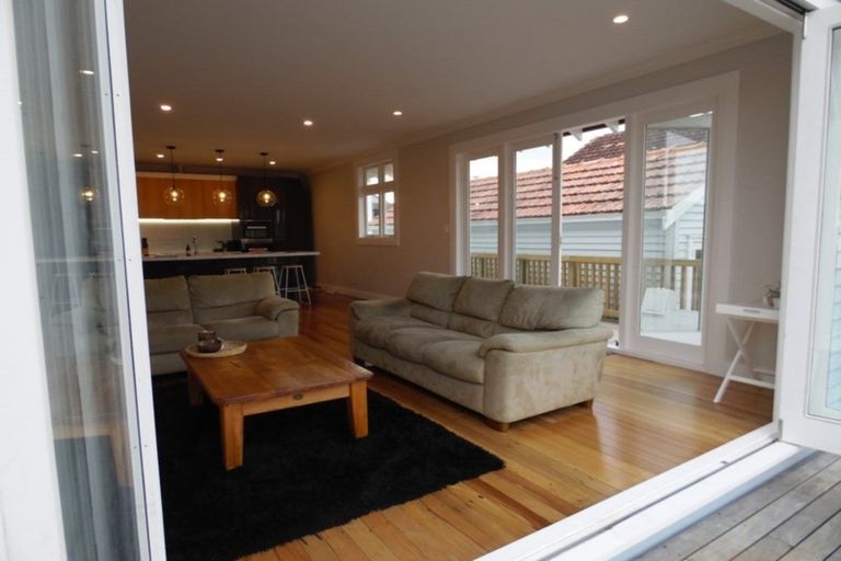 Photo of property in 3 Cochrane Road, Hobsonville, Auckland, 0616