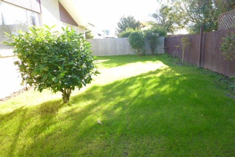 Photo of property in 12 Molesworth Place, Somerfield, Christchurch, 8024