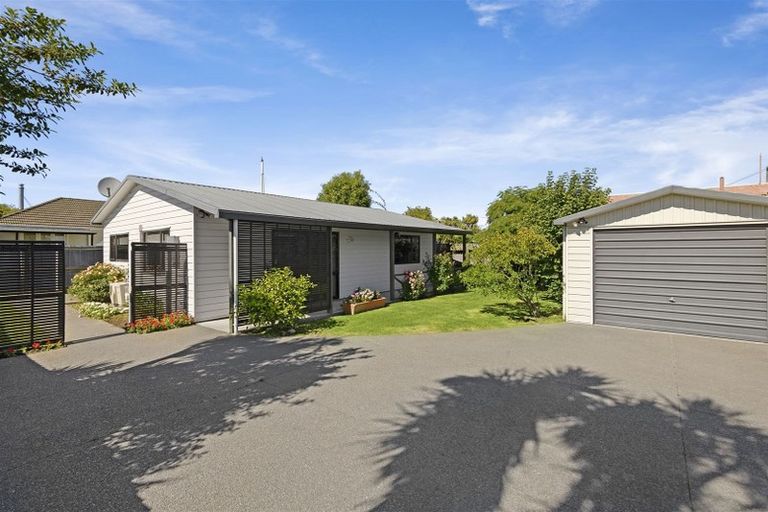 Photo of property in 2/70 Milton Street, Somerfield, Christchurch, 8024