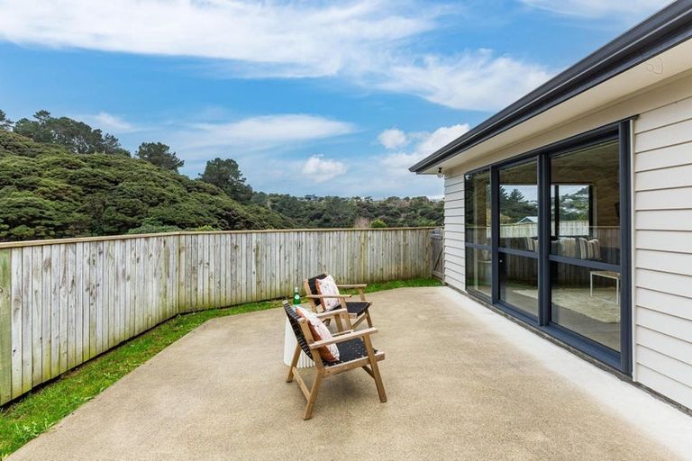 Photo of property in 44a Staithes Drive North, Whitby, Porirua, 5024