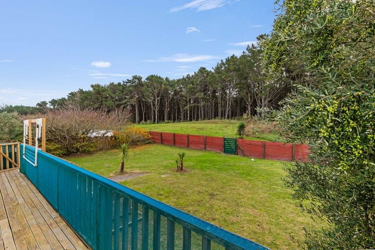 Photo of property in 9 Cousins Avenue East, Foxton Beach, Foxton, 4815