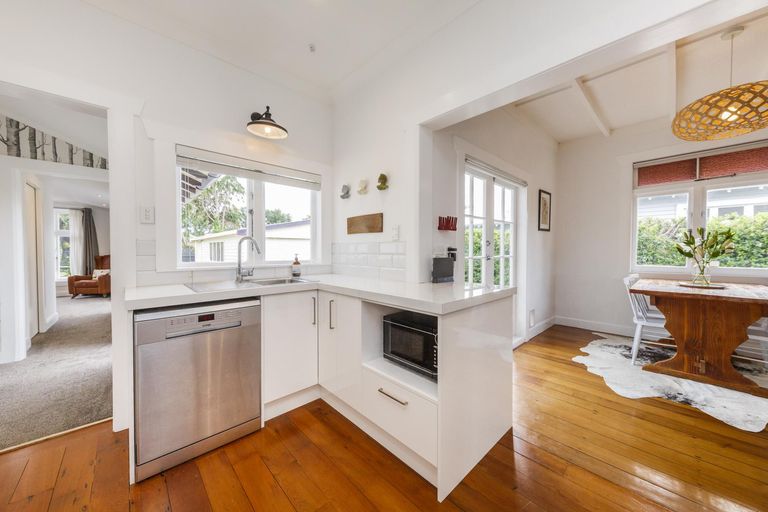 Photo of property in 20c Frederick Street, Terrace End, Palmerston North, 4410