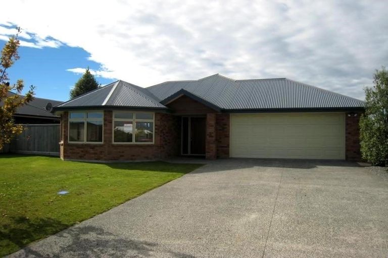 Photo of property in 85 Overbury Crescent, Rolleston, 7614