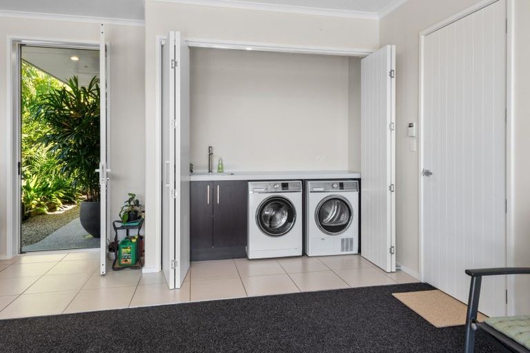Photo of property in 3 Skippers Close, Haruru, 0204