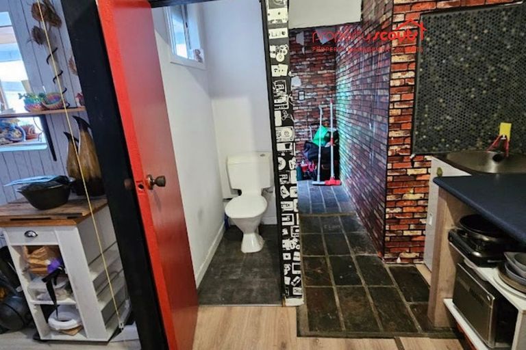 Photo of property in 209 Te Moana Road, Waikanae, 5036