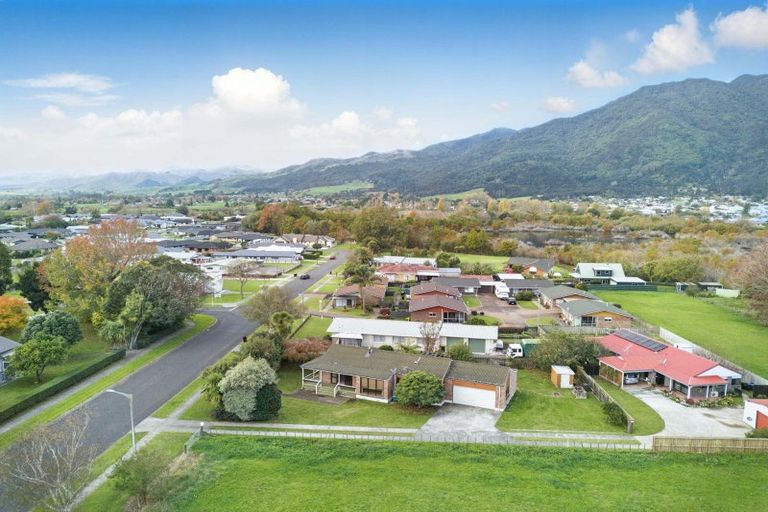 Photo of property in 12 Ritchie Street, Te Aroha, 3320