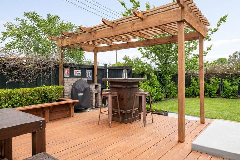 Photo of property in 4 Casey Avenue, Fairfield, Hamilton, 3214