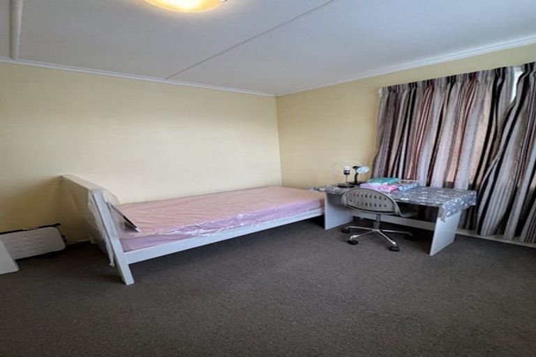 Photo of property in 66 Pooks Road, Ranui, Auckland, 0612