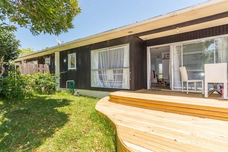 Photo of property in 109a/5 Te Atatu Road, Te Atatu South, Auckland, 0610