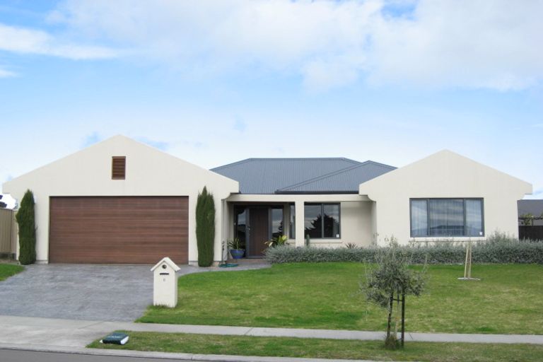 Photo of property in 6 Olive Grove, Havelock North, 4130
