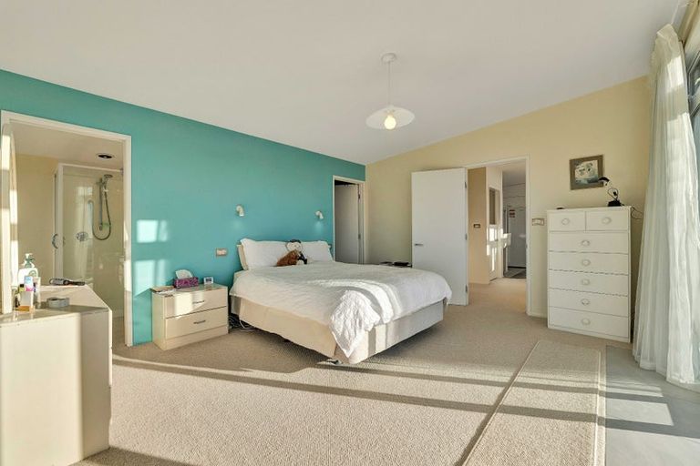 Photo of property in 1532 Carrington Road, Hurworth, New Plymouth, 4371