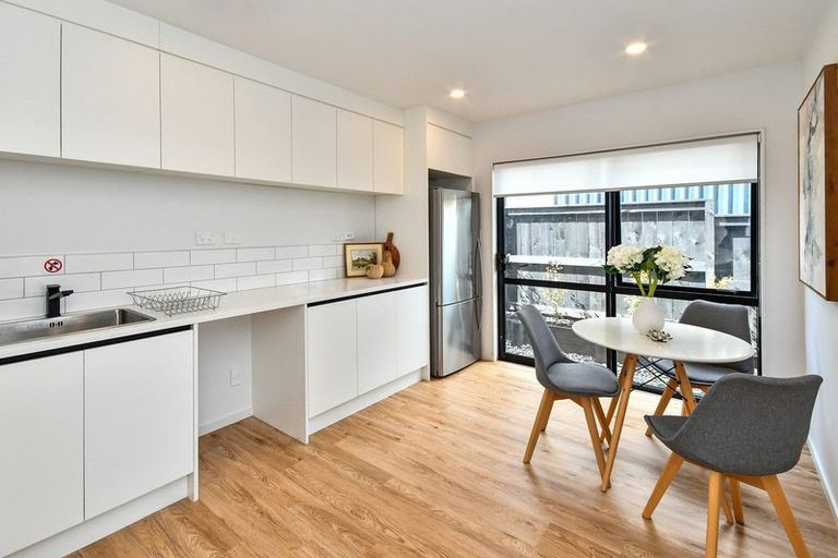 Photo of property in 23 Nola Dawn Avenue, Papakura, 2110