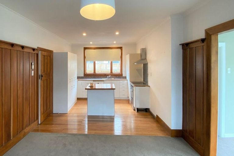 Photo of property in 139 Saint Martins Road, Saint Martins, Christchurch, 8022