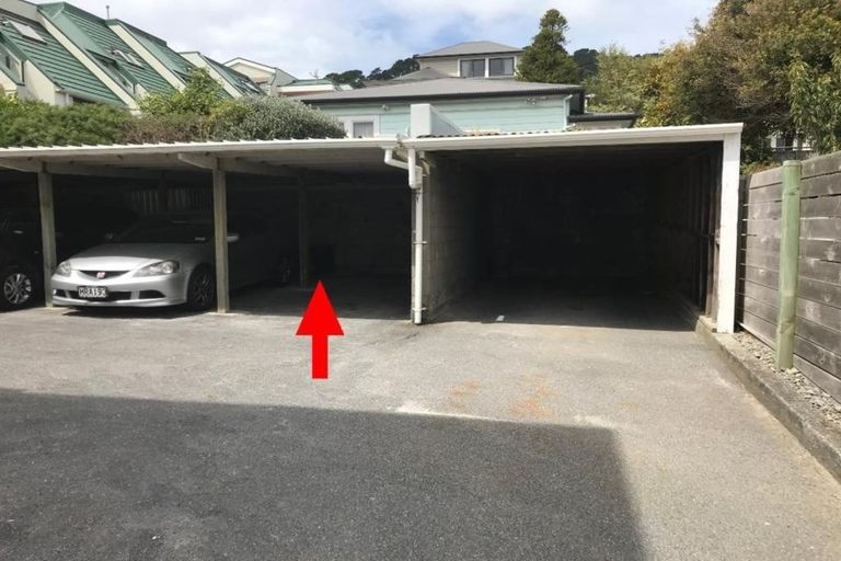 Photo of property in 2/36 Roxburgh Street, Mount Victoria, Wellington, 6011