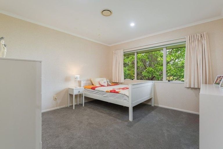 Photo of property in 158 Ruapehu Drive, Fitzherbert, Palmerston North, 4410