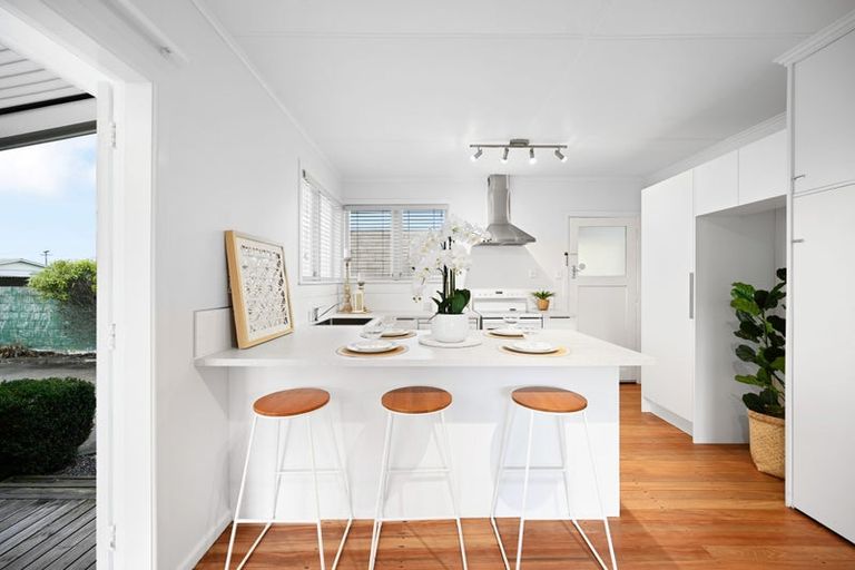 Photo of property in 64 Aurora Terrace, Hillcrest, Hamilton, 3216