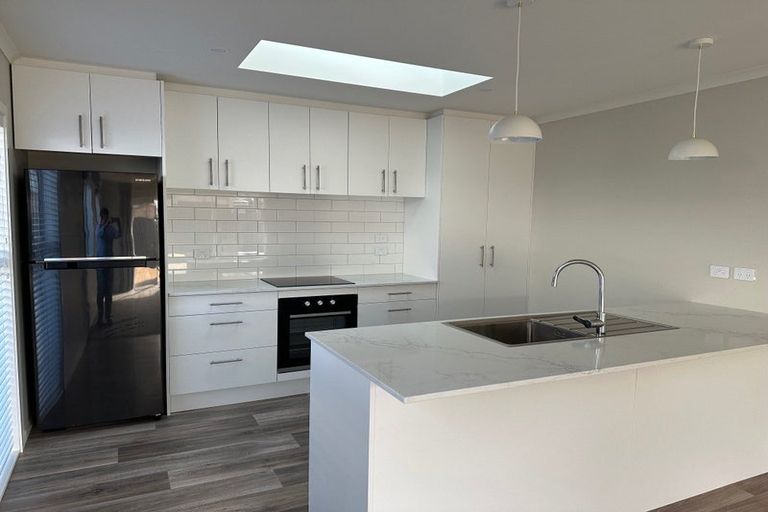 Photo of property in 19 Victoria Street, Carterton, 5713