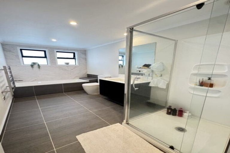 Photo of property in 16 Whiri Lane, Hobsonville, Auckland, 0616
