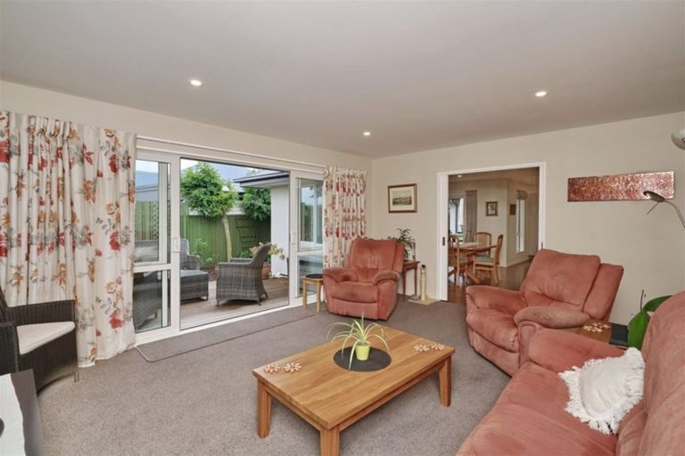 Photo of property in 12 Delta Way, Woolston, Christchurch, 8023