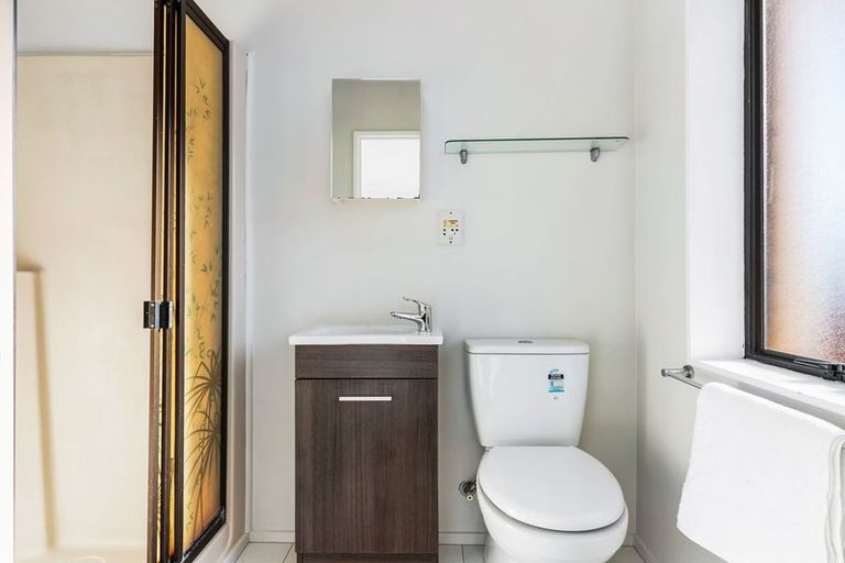 Photo of property in 1/25 Ciprian Place, Henderson, Auckland, 0612
