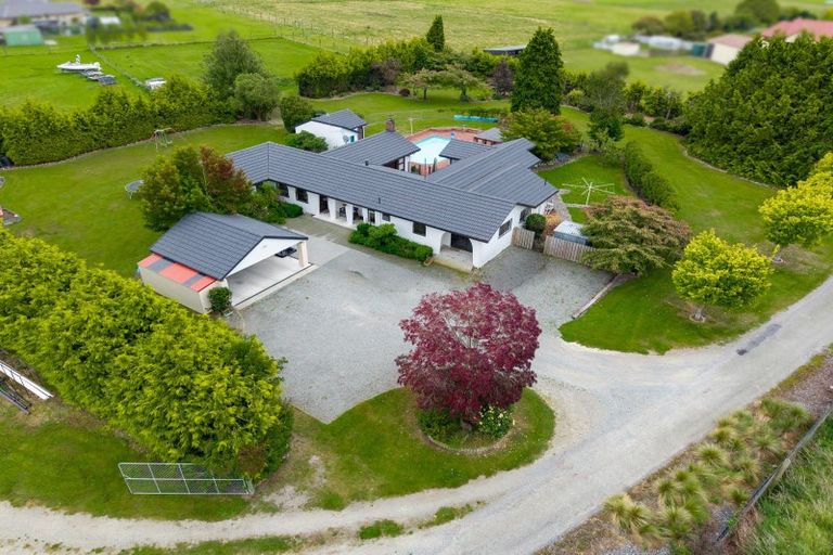 Photo of property in 33 Lynch Road, Levels, Timaru, 7973