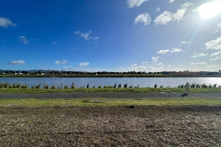 Photo of property in 208 Hamiora Street, Matarangi, 3592