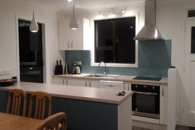 Photo of property in 124 Te Pene Avenue, Titahi Bay, Porirua, 5022