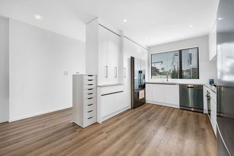Photo of property in 10 Koropiko Lane, Flat Bush, Auckland, 2019