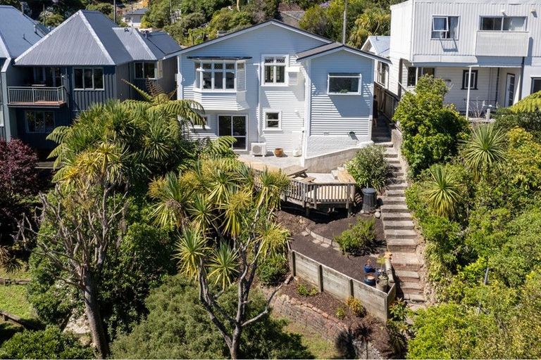 Photo of property in 17 Pembroke Road, Northland, Wellington, 6012