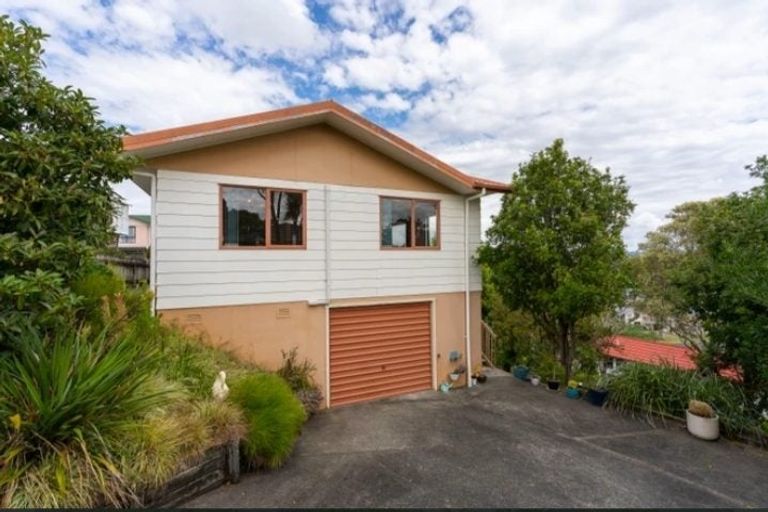Photo of property in 3 Starboard Way, Onerahi, Whangarei, 0110