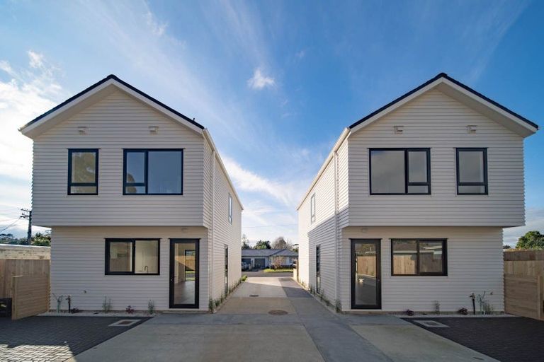 Photo of property in 5/4 Bittern Place, Henderson, Auckland, 0610