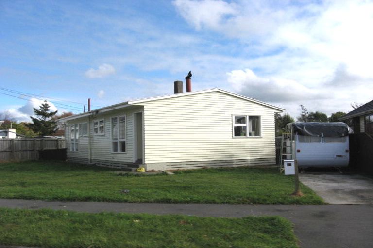 Photo of property in 37 Primrose Street, Northcote, Christchurch, 8052