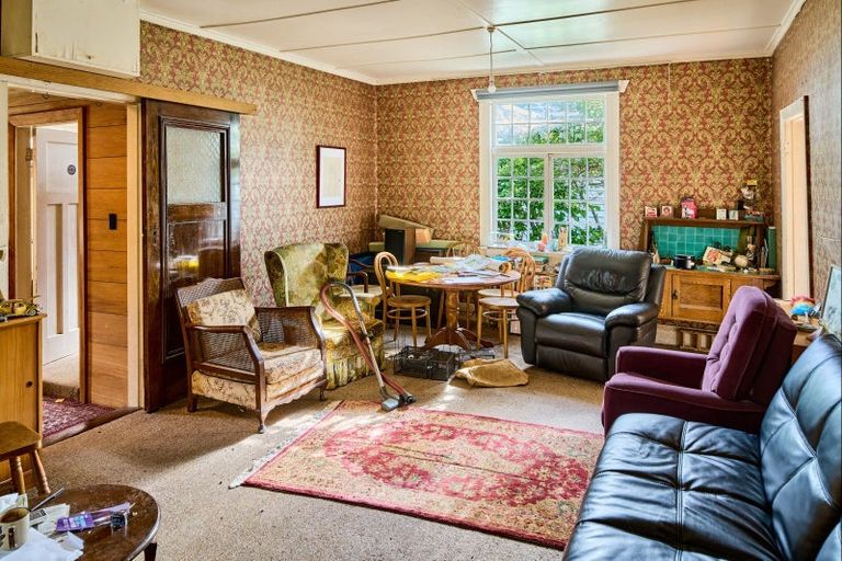 Photo of property in 9 Nikau Street, Eastbourne, Lower Hutt, 5013