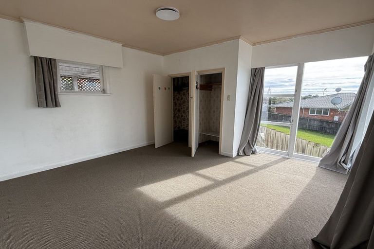 Photo of property in 12 Mason Street, New Lynn, Auckland, 0600