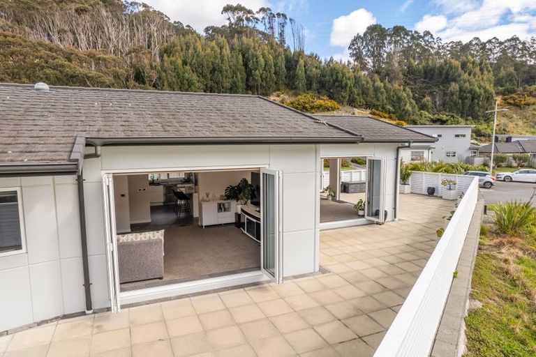Photo of property in 62 Banks Boulevard, Whitby, Porirua, 5024