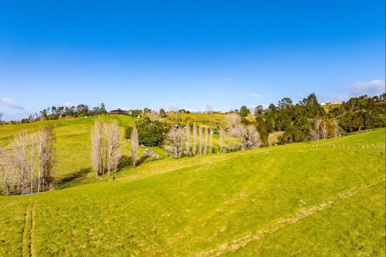 Photo of property in 181a Old Parua Bay Road, Abbey Caves, Whangarei, 0175