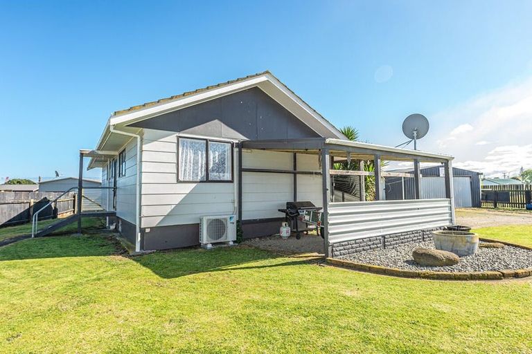 Photo of property in 38 Tongariro Street, Castlecliff, Wanganui, 4501
