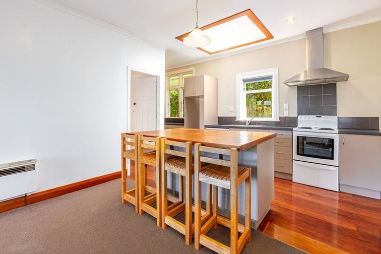 Photo of property in 61 Mount Pleasant Road, Aro Valley, Wellington, 6012