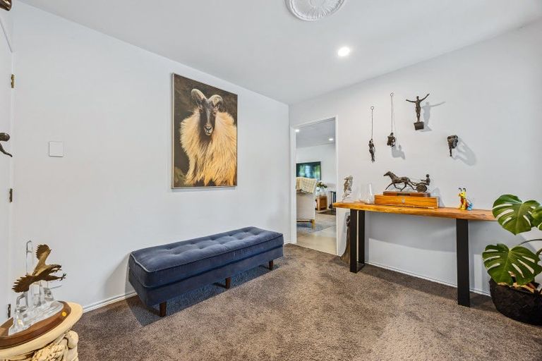 Photo of property in 301 School Road, West Eyreton, Rangiora, 7475