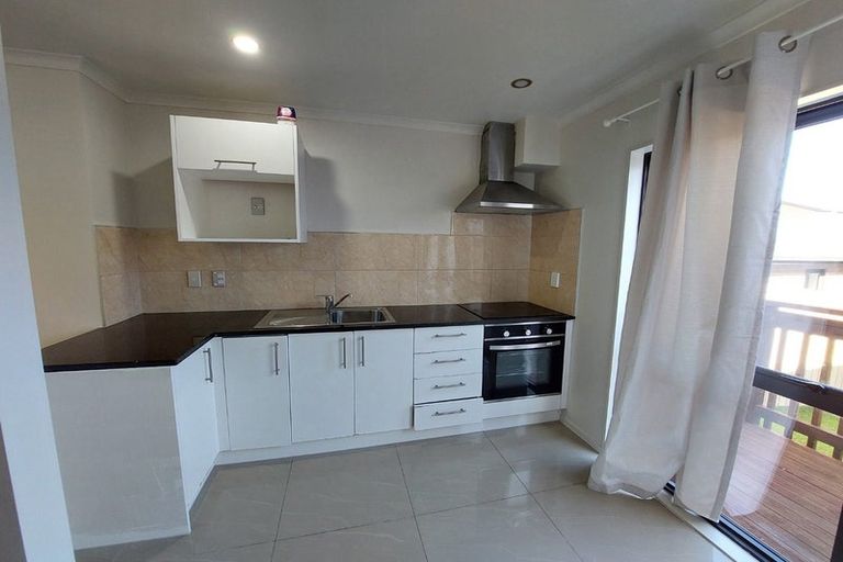 Photo of property in 3/3 Wallson Crescent, Wiri, Auckland, 2104