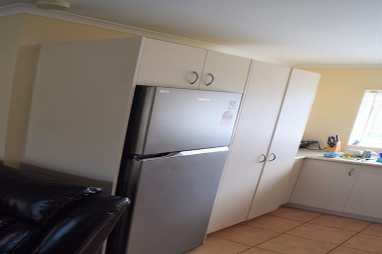 Photo of property in 27 Carrick Glen Avenue, Flat Bush, Auckland, 2019