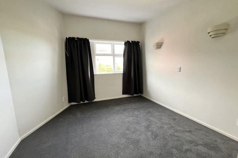 Photo of property in Parkland Flats, 16/51u Adams Terrace, Kelburn, Wellington, 6021