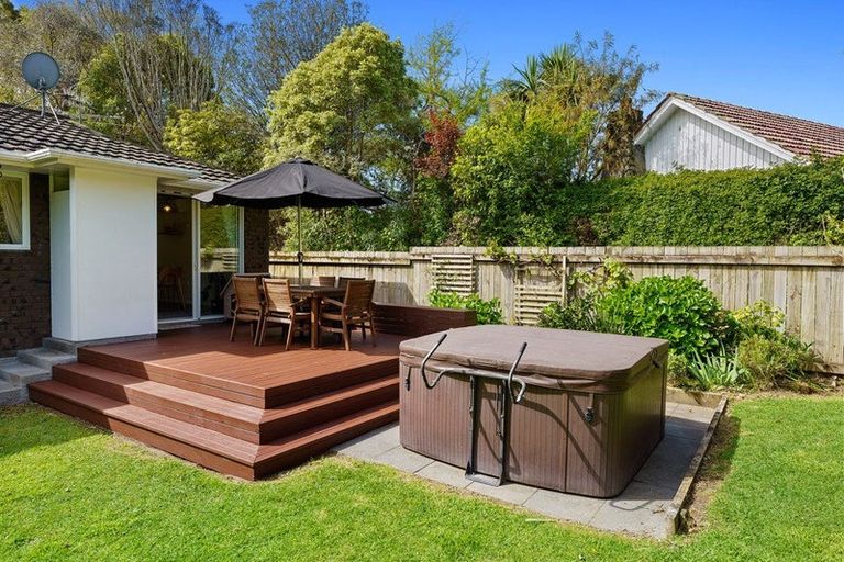 Photo of property in 15 Kauri Road, Waikanae, 5036