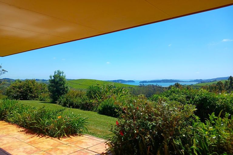 Photo of property in 15 Puketiti Drive, Mangonui, 0494