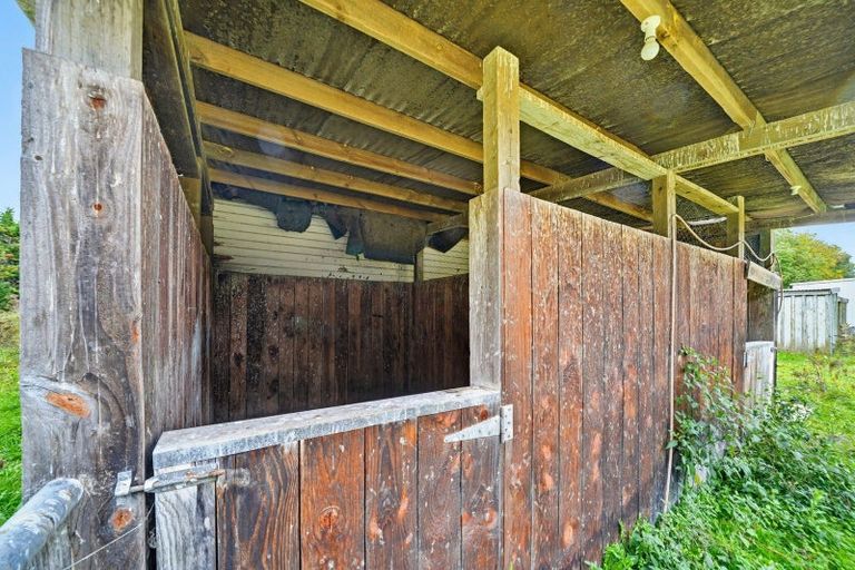 Photo of property in 1402 North Eyre Road, West Eyreton, Rangiora, 7475